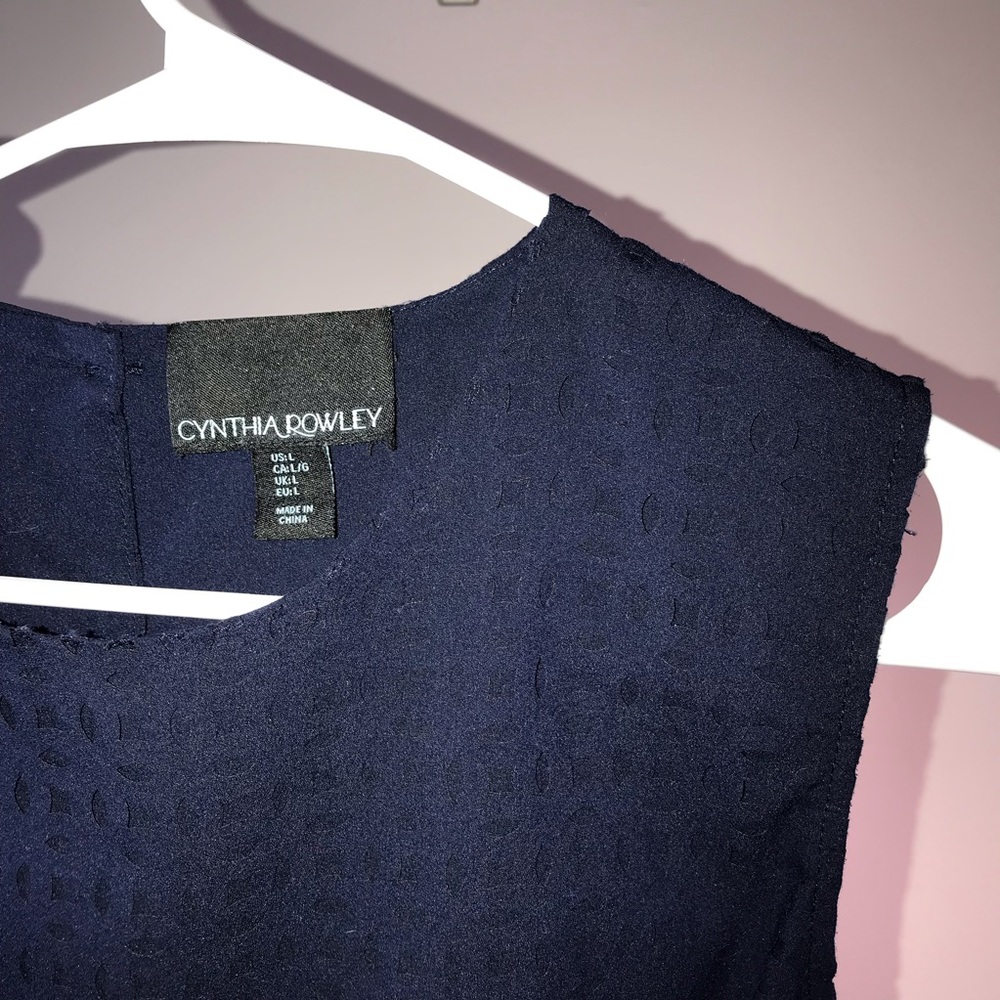 Cynthia Rowley Blue Laser Cut Tank Button Down - Picture 2 of 5